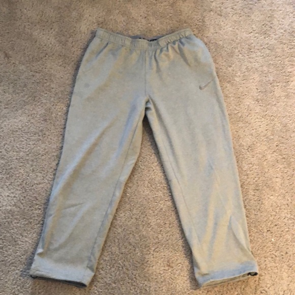 Nike grey active sweatpants - Picture 1 of 1